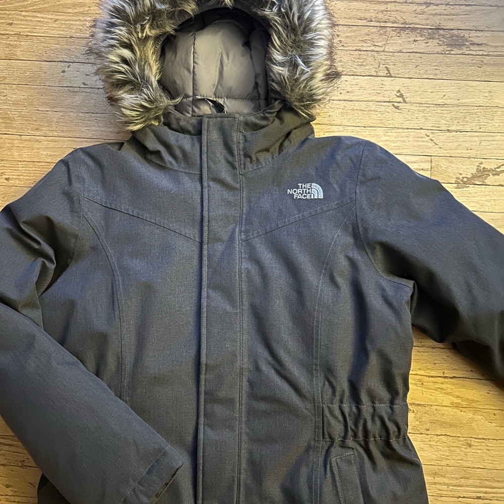 North Face Girls XL Dryvent 550 Jacket with Fur Hood